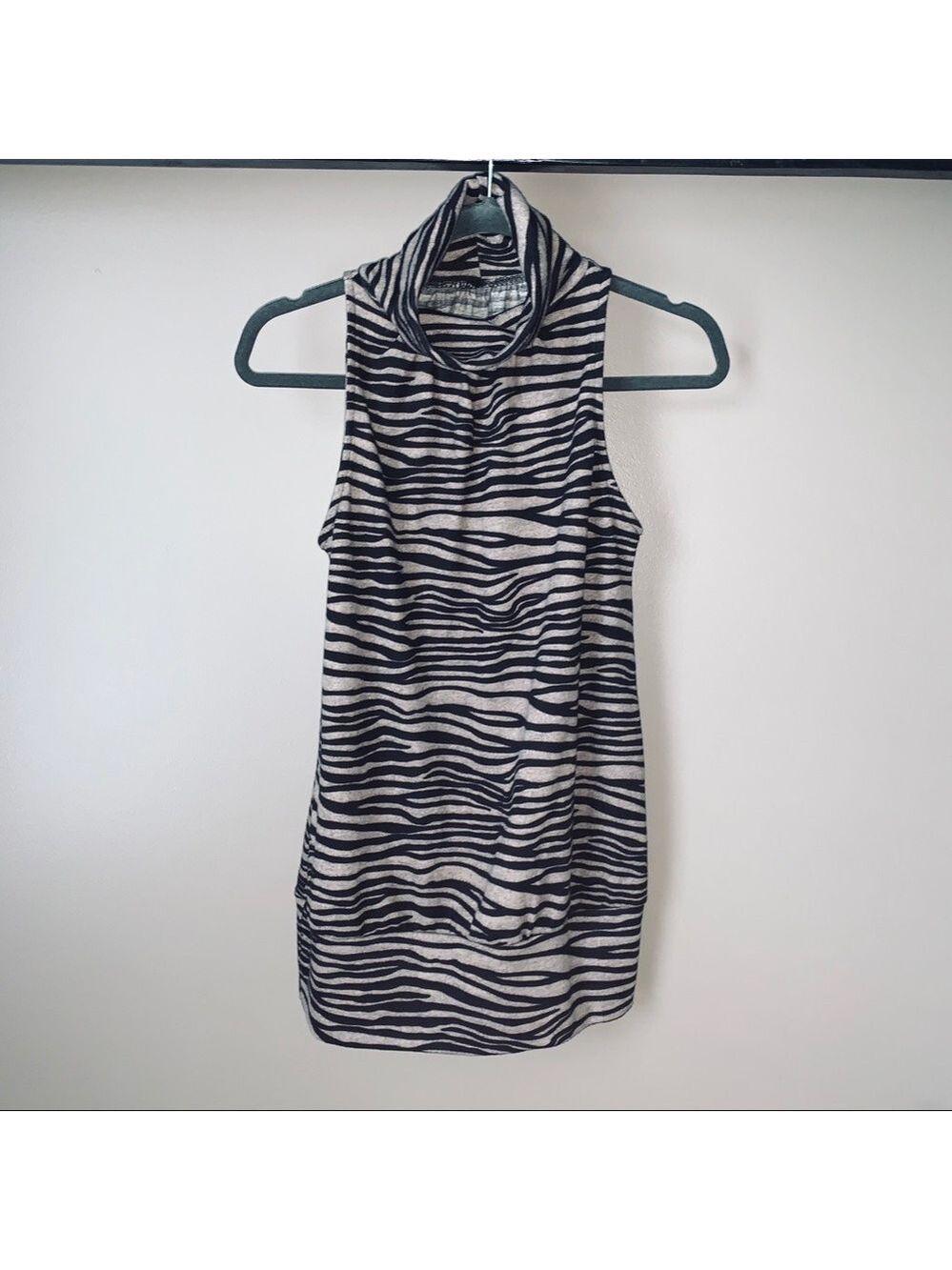 TWENTYONE animal print sleeveless top - Picture 6 of 11